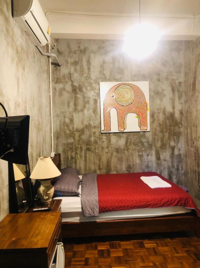 Bee Friend Hostel Chiang Mai Ngoại thất bức ảnh