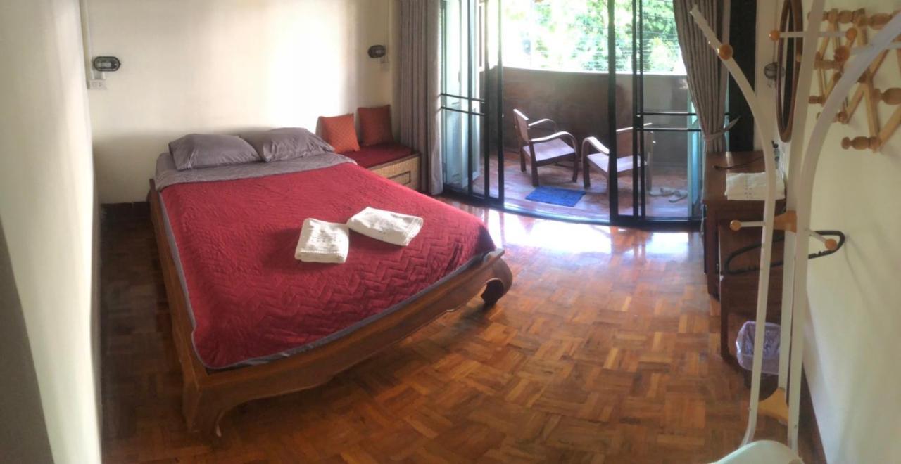 Bee Friend Hostel Chiang Mai Ngoại thất bức ảnh